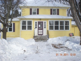 610 W WOOD STREET, CANISTOTA, SD 57012 