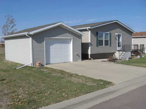6123 S Prestwick, Sioux Falls, SD 57106 