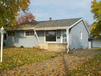 410 W 2nd St, Trent, SD 57065 