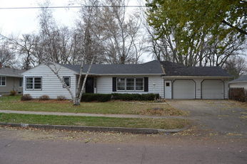 517 E Elder Street, Canton, SD 57013 