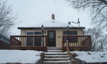 1127 N Spring Ave, Sioux Falls, SD 57104 
