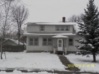 1408 S Lincoln St, Aberdeen, SD 57401 