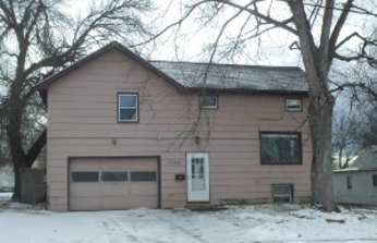 1709 W 9th St, Sioux Falls, SD 57104 