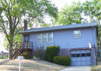 806 E 16th St, Yankton, SD 57078 