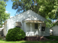 512 6th St SE, Watertown, SD 57201 