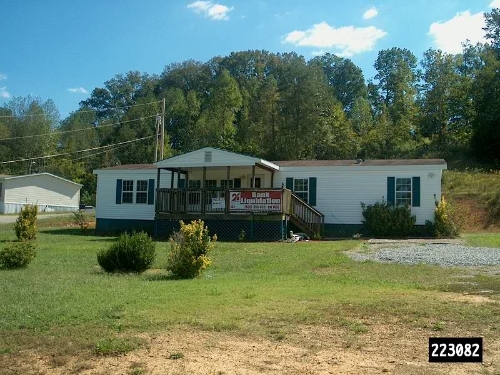 393 FOSTER RD, Lenoir City, TN 37771 