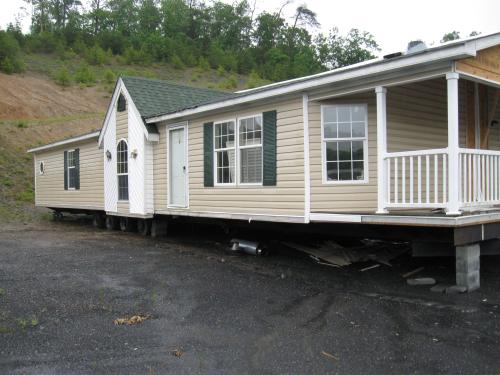 3908 BRISTOL HWY, Johnson City, TN 37601 