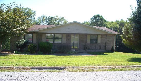 164 Hc Smith Drive, Oneida, TN 37841 