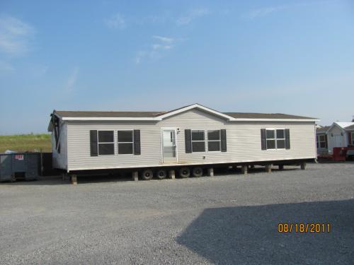 2104 S CONGRESS PKWY, Athens, TN 37303 