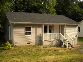 489 W OUTER DRIVE, OAK RIDGE, TN 37830 