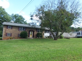 2785 ROBIN CIR, MORRISTOWN, TN 37813 