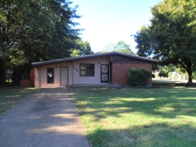 3129 S EDGEWARE ROA, MEMPHIS, TN 38118 