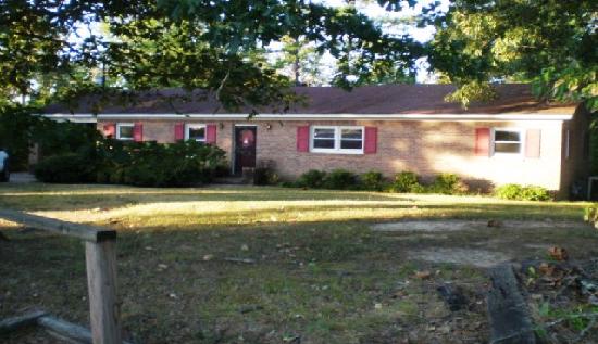 813 Woodland Dr, Henderson, TN 38340 