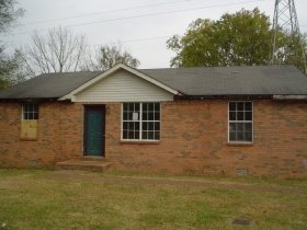 1340 LOVEJOY CT, NASHVILLE, TN 37216 