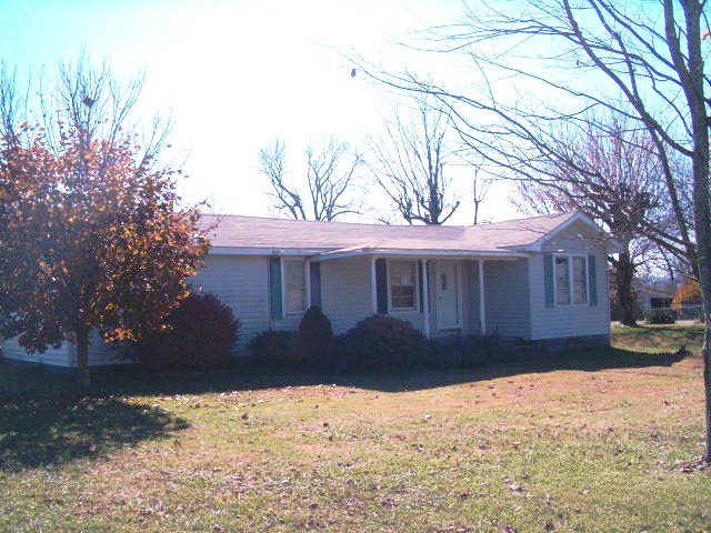 1115 Old Hwy 63, Speedwell, TN 37870 