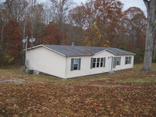 154 CIRCLE LN, Harriman, TN 37748 