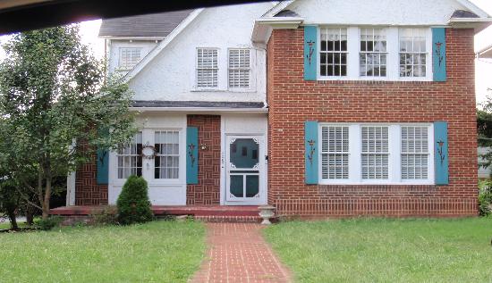 1309 North Roan Street, Johnson City, TN 37601 