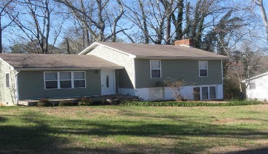 1816 Cherokee Street, Athens, TN 37303 