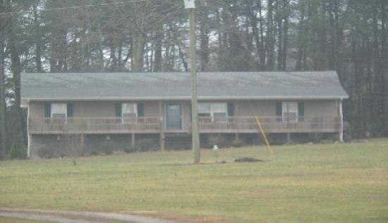 636 Stoutown Road, Blaine, TN 37709 