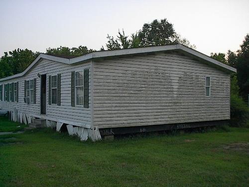 14 DT BARKSDALE RD, Milan, TN 38358 