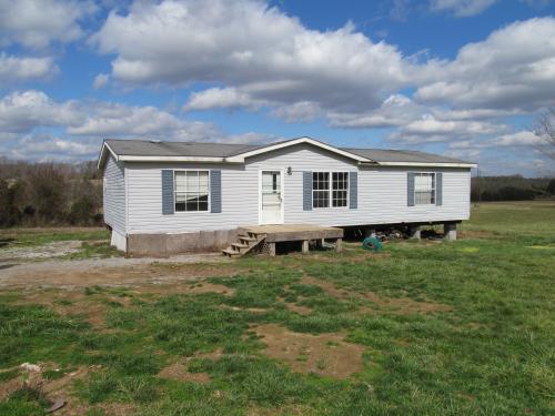 137 ROSE RD, Madisonville, TN 37354 