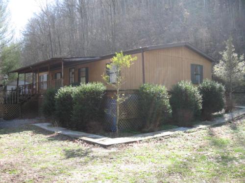 6246 DRY CREEK RD, Dowelltown, TN 37059 