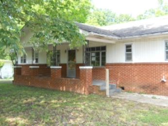 138 Warrior Ln, Oak Ridge, TN 37830 