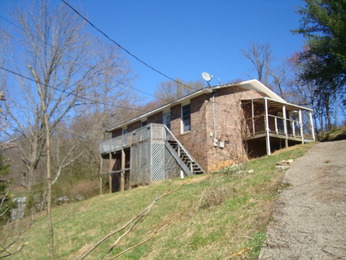 1208 Skelton Bluff Rd., Kingsport, TN 37660 