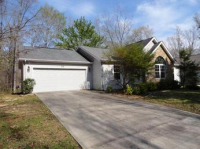 115 Highgate Dr, Crossville, TN 38558 