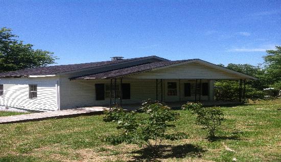 711 Ridge Rd, Maryville, TN 37803 