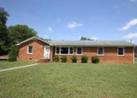 902 Thoma St, Manchester, TN 37355 