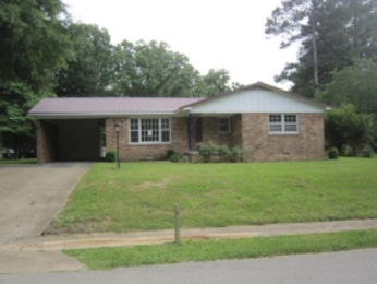 60 Rebel Rd, Jackson, TN 38301 