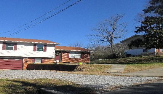 1845 Rolling Brook Drive Ne, Cleveland, TN 37323 