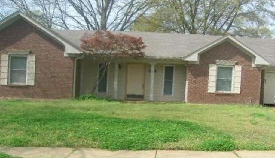 7129 Chevy Chase Drive, Memphis, TN 38125 