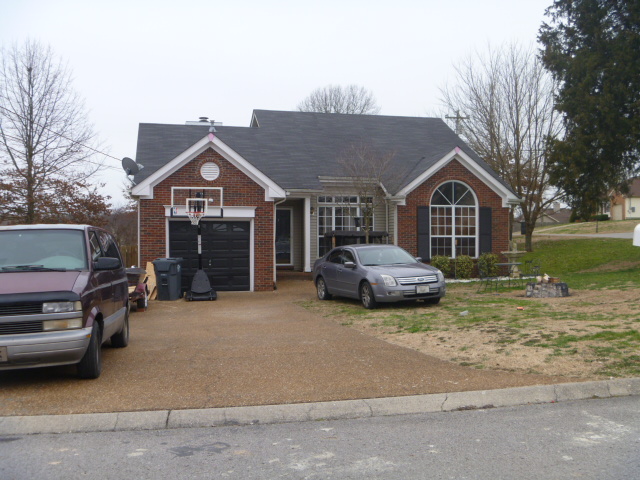 1600  CEDAR TREE LN, MT JULIET, TN 37122 