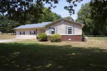 1380 Simmons Road, Henderson, TN 38340 