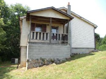 2308 Pine Mountain Rd, La Follette, TN 37766 