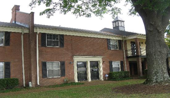 5696 Quince Road Unit #5, Memphis, TN 38119 