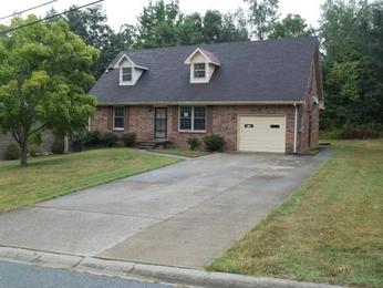 1277 Cloverdale Dr, Clarksville, TN 37040 