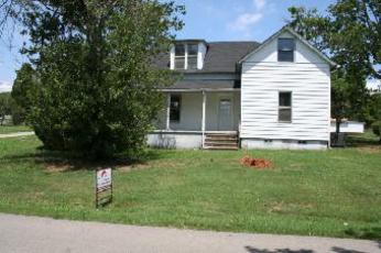 311 Tennessee Ave, Greenback, TN 37742 