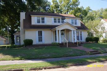 619 E Vine St, Union City, TN 38261 