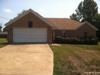 22 Kingston Ave, Atoka, TN 38004 