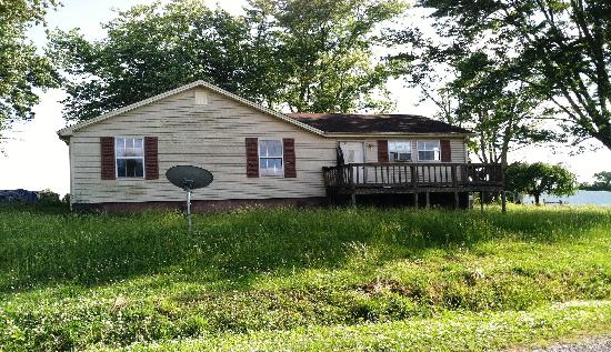 866 Magness Road, Smithville, TN 37166 