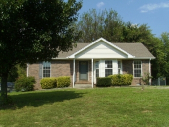 2602 Queen Anne Ct, Springfield, TN 37172 