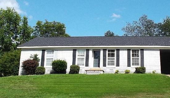 20 Grandview Dr, Jackson, TN 38305 