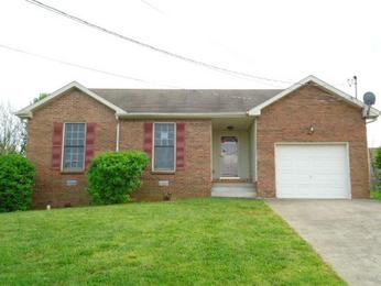 362 Brook Mead Dr, Clarksville, TN 37042 