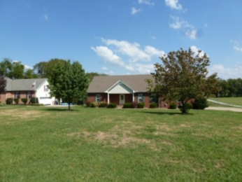 109 Harsh Ln, Castalian Springs, TN 37031 