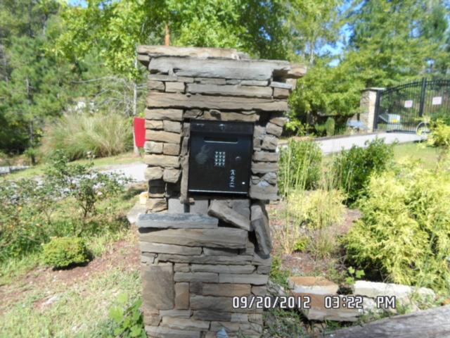 109 Viallges At Norris L, La Follette, TN 37766 