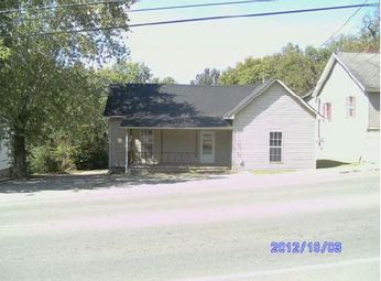 305 Broadway, Hartsville, TN 37074 