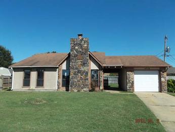 4236 Water Briar R, Millington, TN 38053 